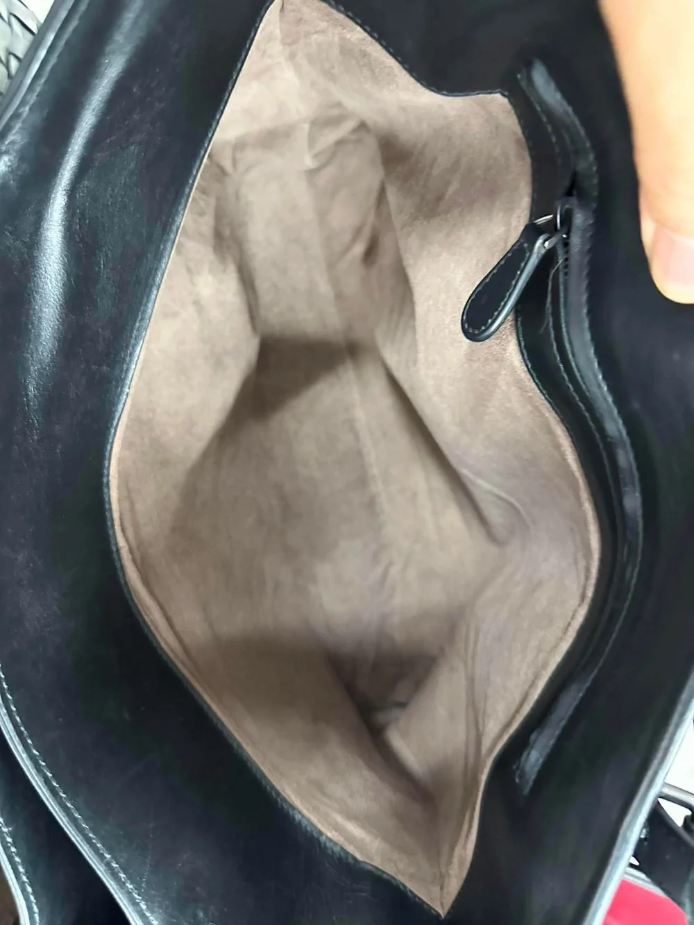 Gucci Beige Monogram Tote Bag - Beige/Yellow Trim